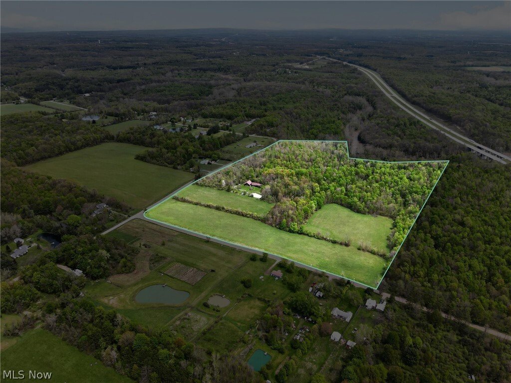 House in North Kingsville, Ohio, United States 3 - 17999344