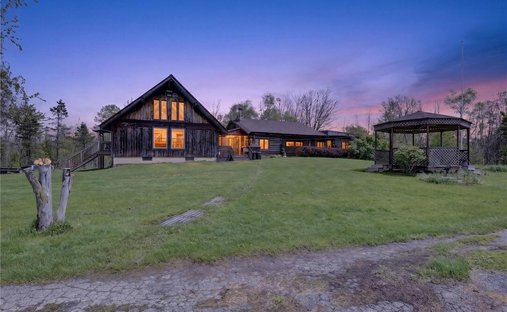 House in North Kingsville, Ohio, United States 1