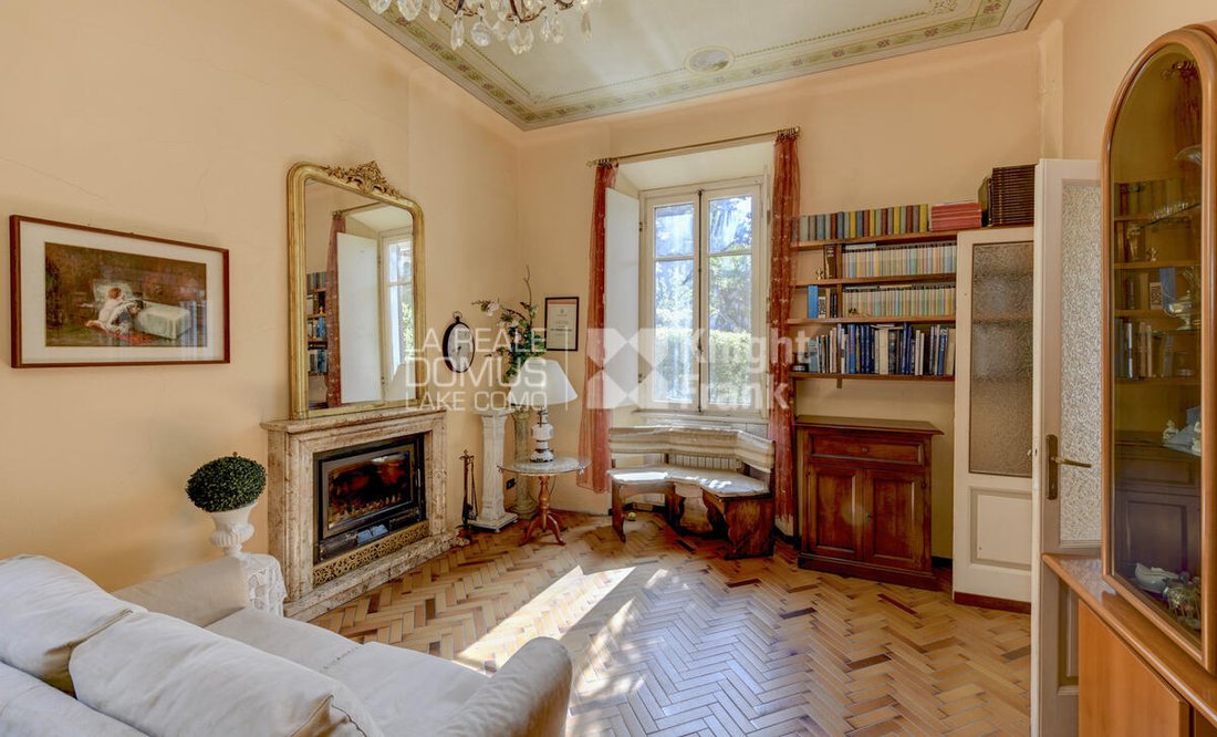 Villa in Cernobbio, Lombardy, Italy 4 - 17999351
