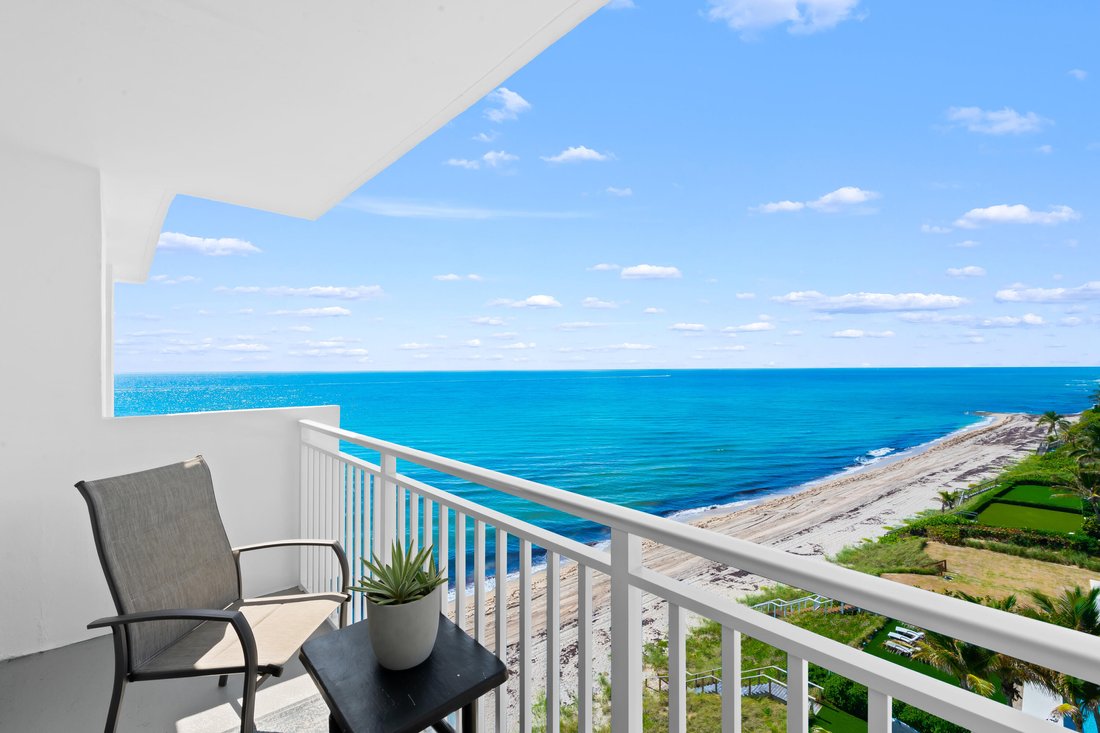 Condo in Boca Raton, Florida, United States 2 - 17999435