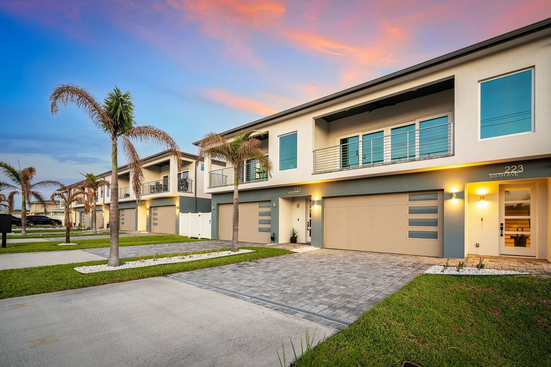 House in Indialantic, Florida, United States 3 - 17999380