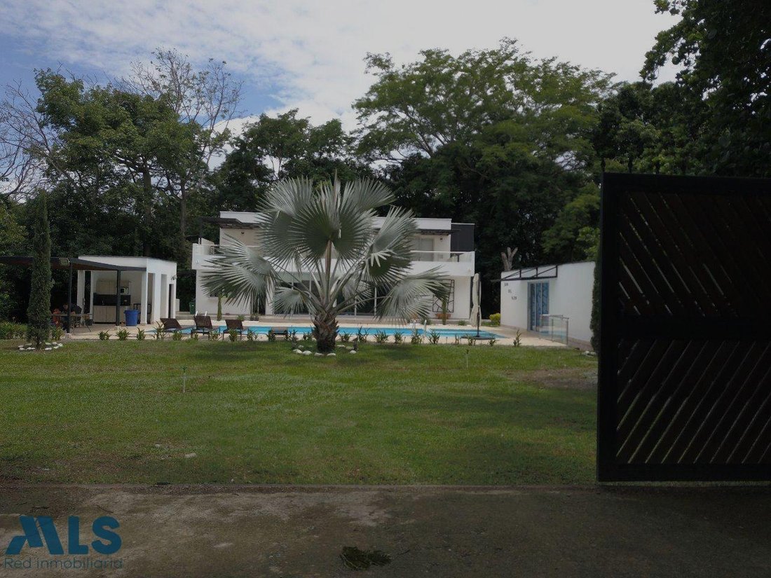 Finca in Santa Fe de Antioquia, Antioquia, Colombia 3 - 17999518