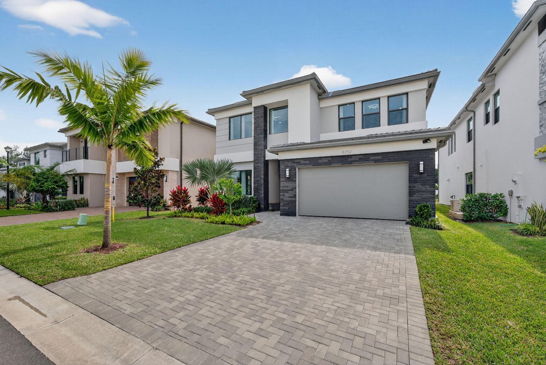 House in Boca Raton, Florida, United States 3 - 17999442