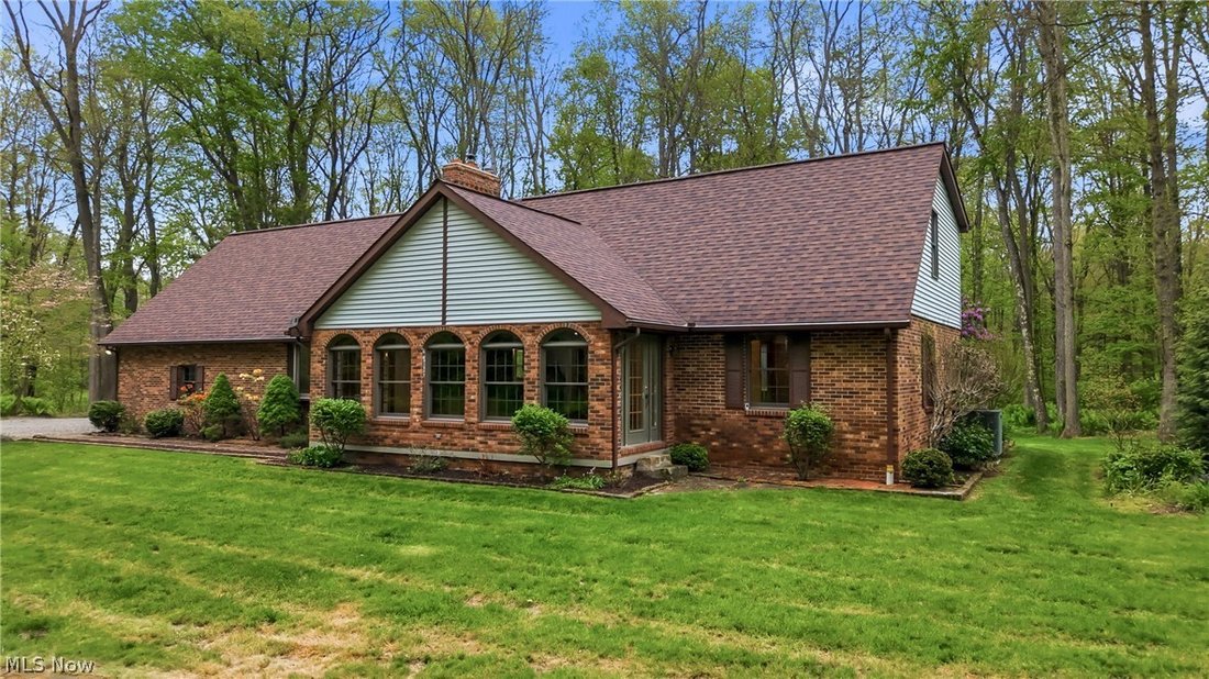 House in New Springfield, Ohio, United States 3 - 17999343