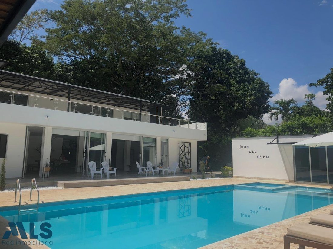Finca in Santa Fe de Antioquia, Antioquia, Colombia 1 - 17999518