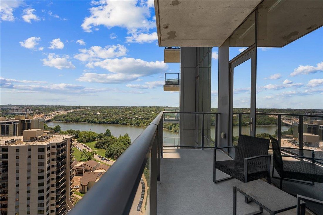 Condo in Austin, Texas, United States 4 - 17999618