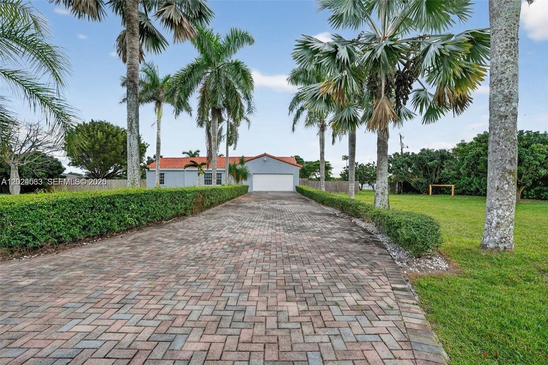 House in Homestead, Florida, United States 3 - 17999533