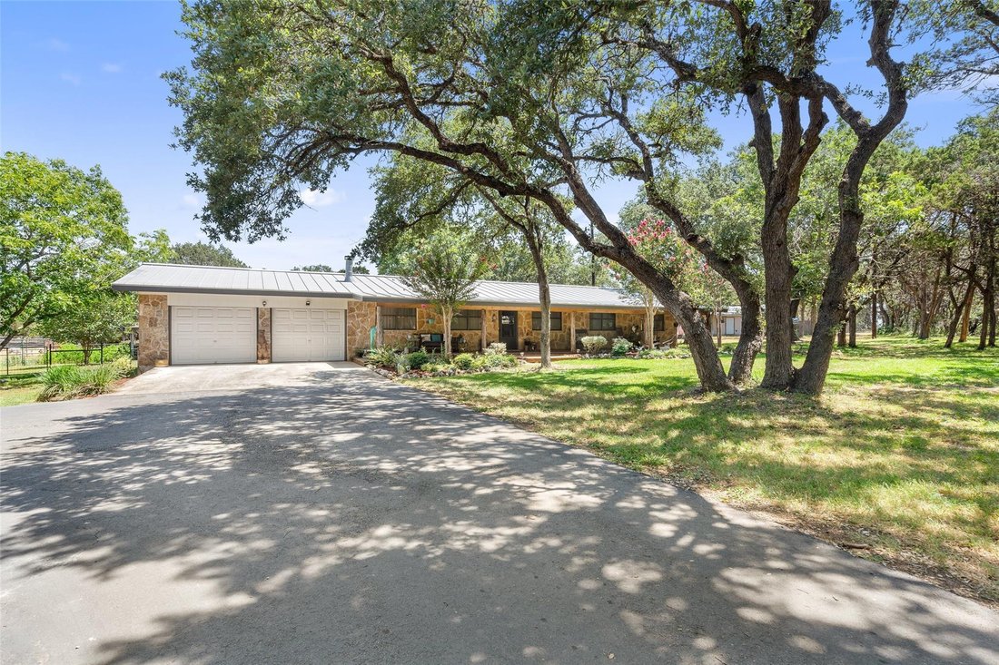 House in New Braunfels, Texas, United States 3 - 17999559