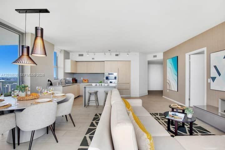 Condo in Hollywood, Florida, United States 3 - 17916779