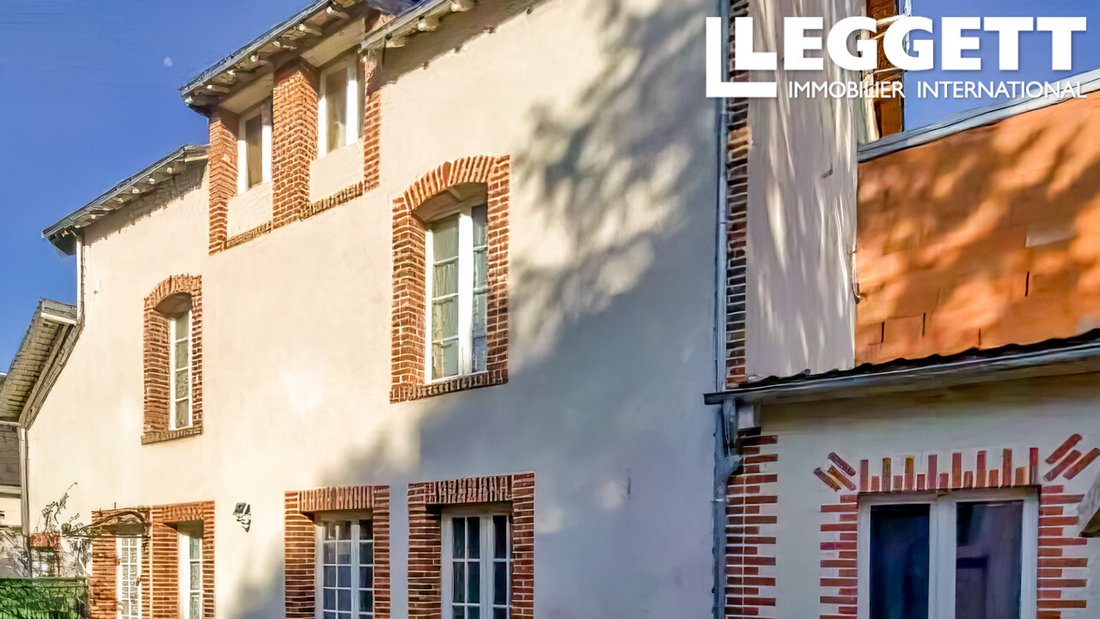 Villa in Centre Ville, Blois, France 1 - 14692112