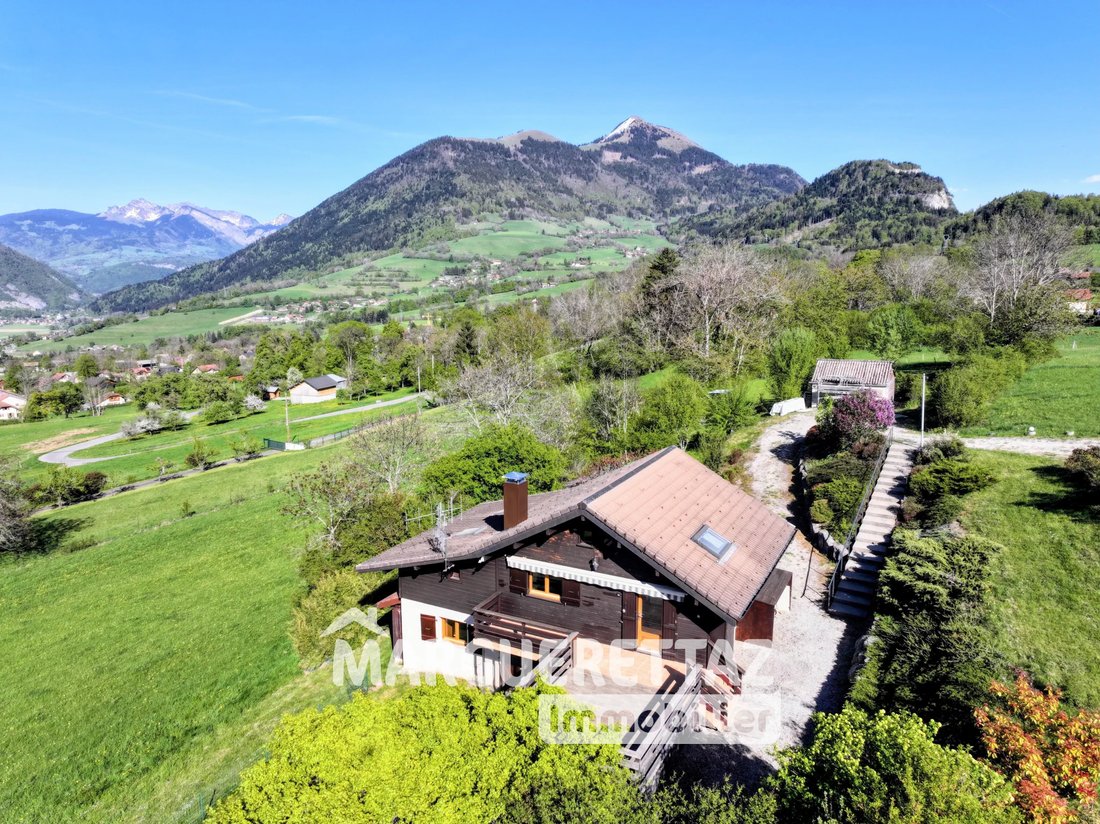 Chalet in Faucigny, Auvergne-Rhône-Alpes, France 2 - 17999716