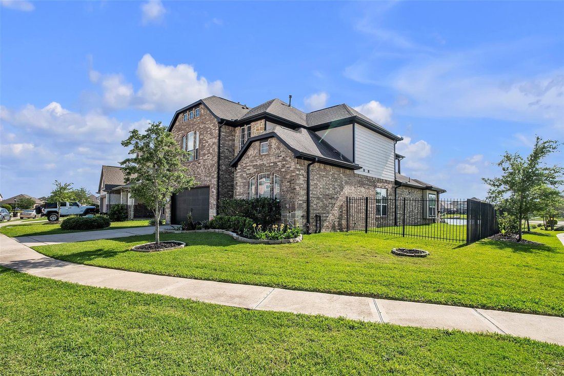 House in Katy, Texas, United States 4 - 17999934