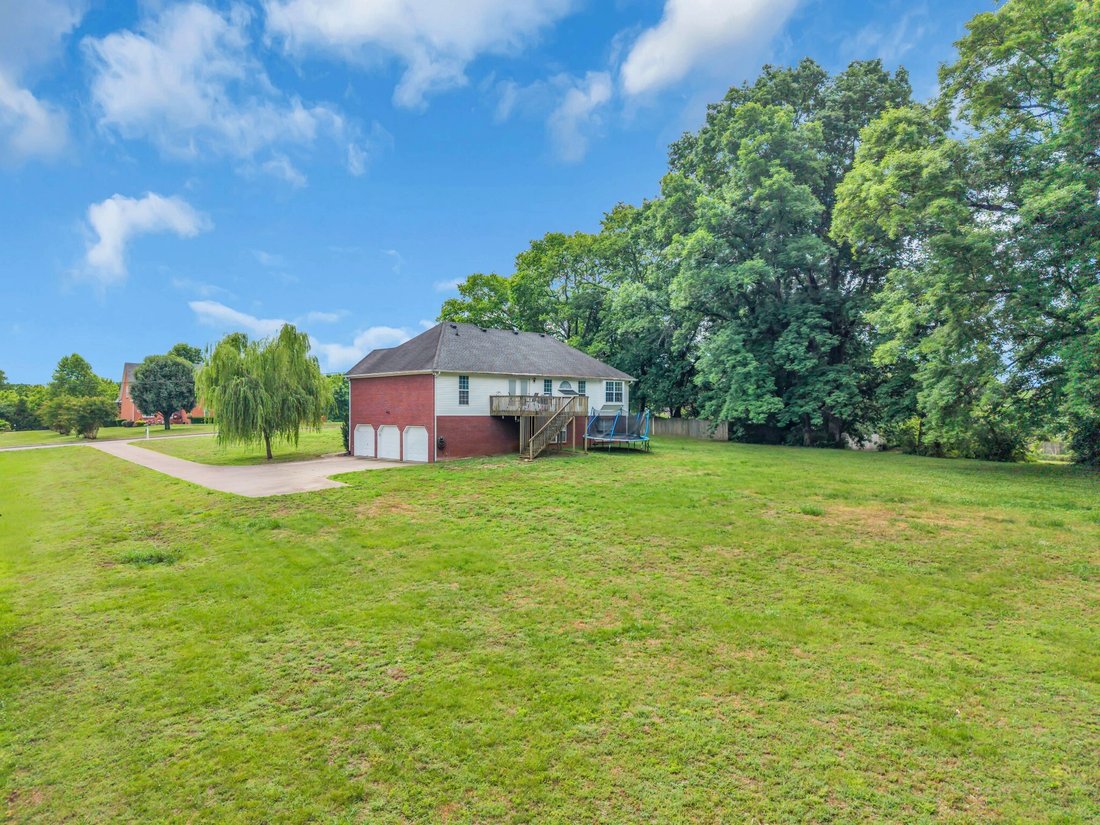 House in Columbia, Tennessee, United States 4 - 17999835