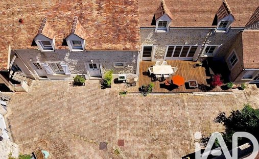 House in Ury, Île-de-France, France 1