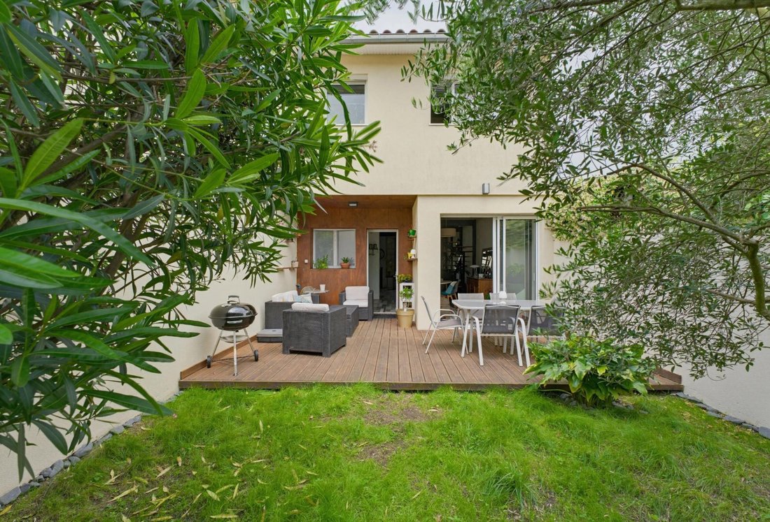 House in Mairie Bourg, Begles, France 1 - 18000307