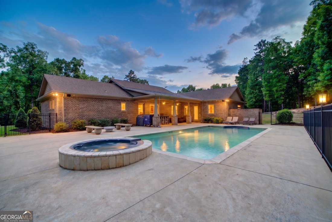 House in Cave Spring, Georgia, United States 2 - 17984740