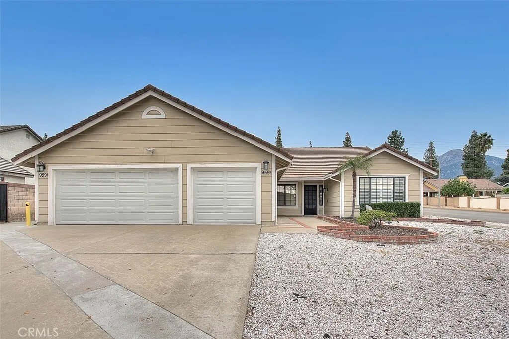 Townhouse in Upland, California, United States 1 - 17999668