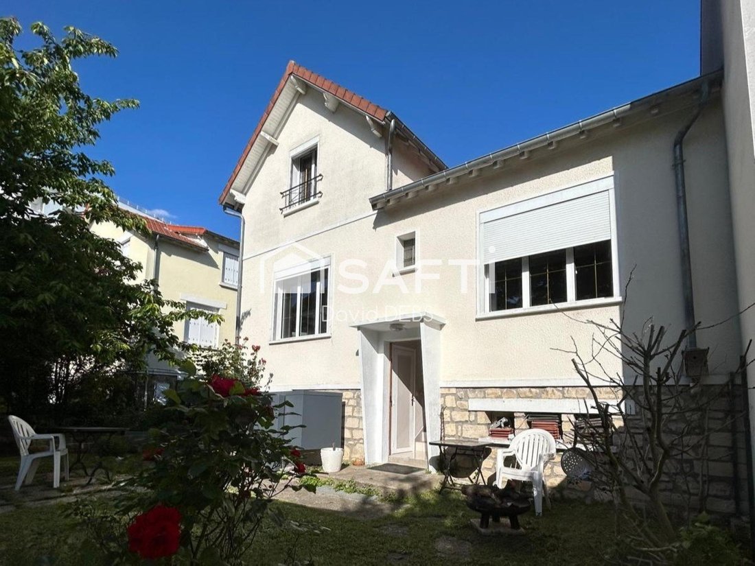 House in Centre Ville, Rueil-Malmaison, France 1 - 16953152