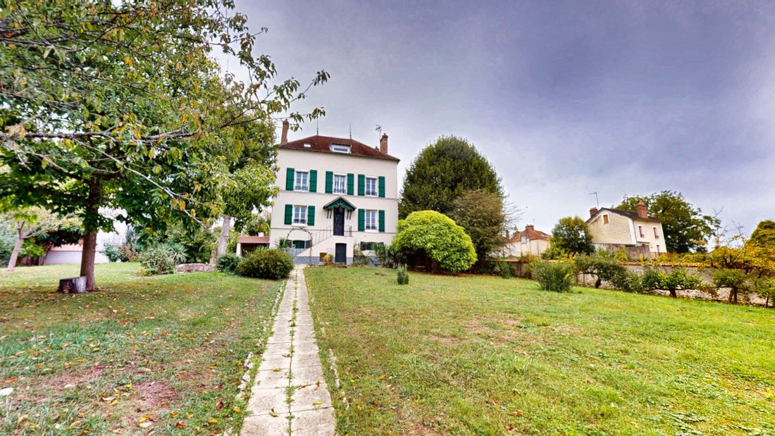 Villa in Jouy-sur-Morin, Ile-de-France, France 1 - 17999927
