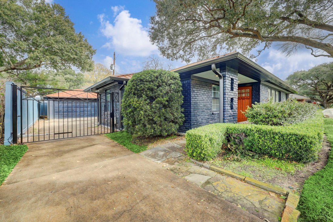 House in Houston, Texas, United States 2 - 17999962