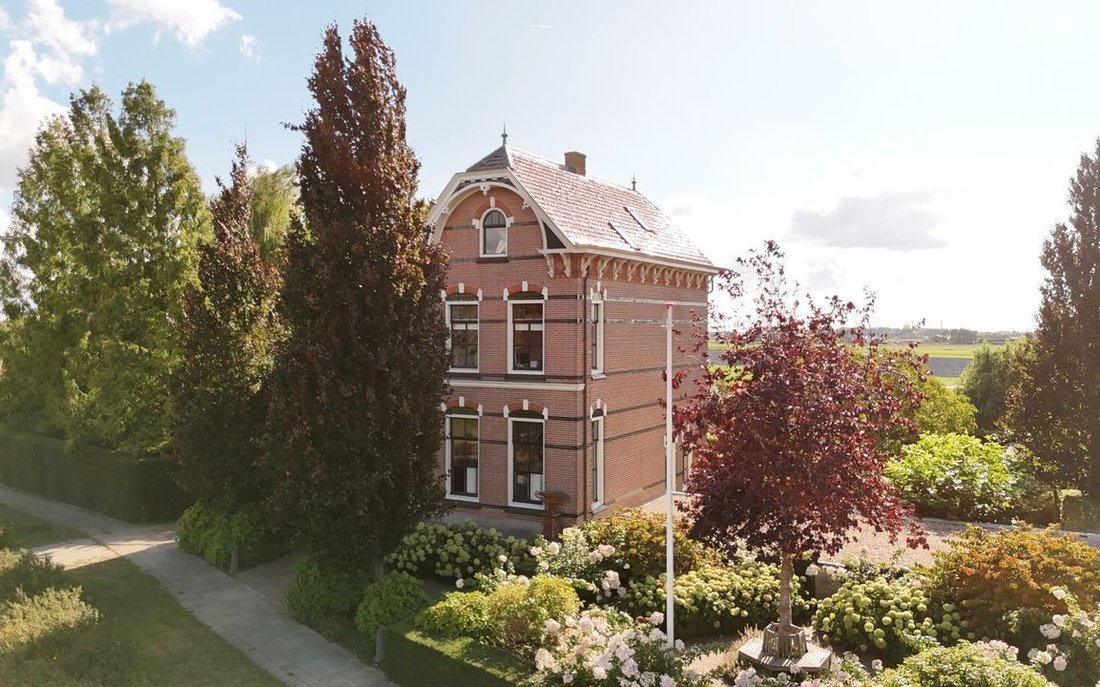 Villa in Almkerk, North Brabant, Netherlands 3 - 17999945