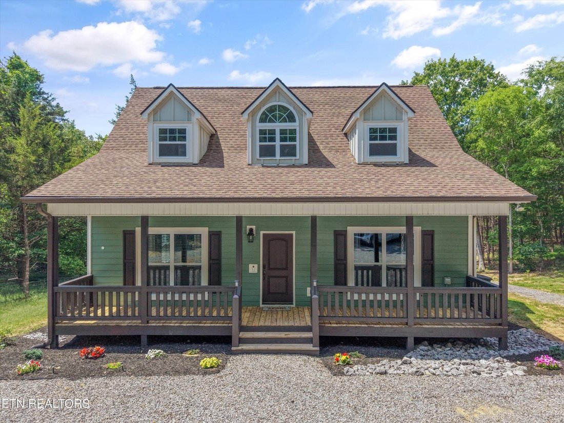 House in Dandridge, Tennessee, United States 1 - 17999848