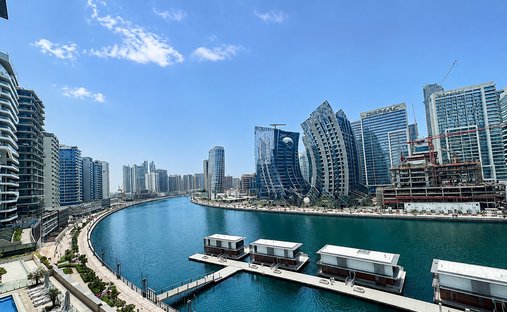 Apartment in Business Bay, Dubai, United Arab Emirates 1
