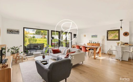 Apartment in Centre Ville, Rueil-Malmaison, France 1