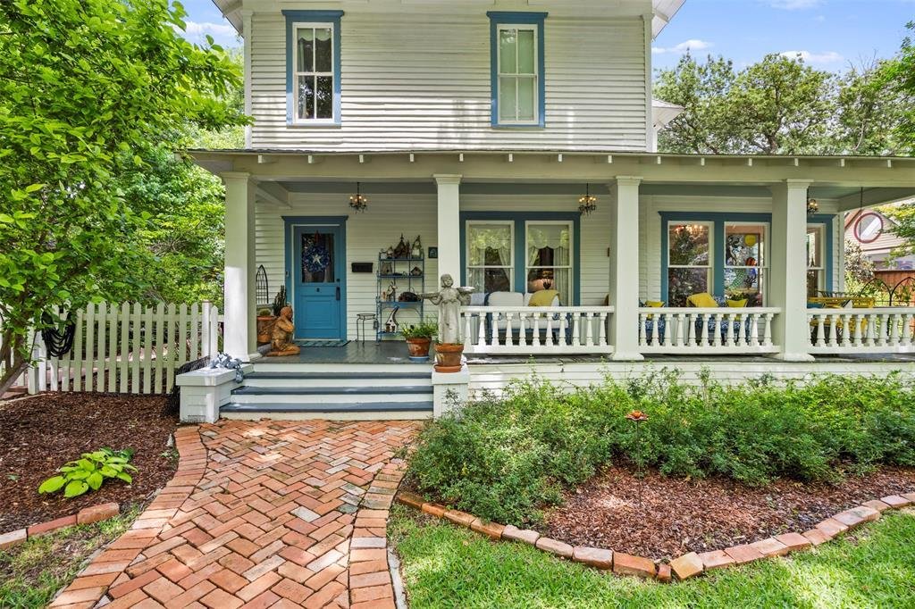 House in Waxahachie, Texas, United States 4 - 18000044