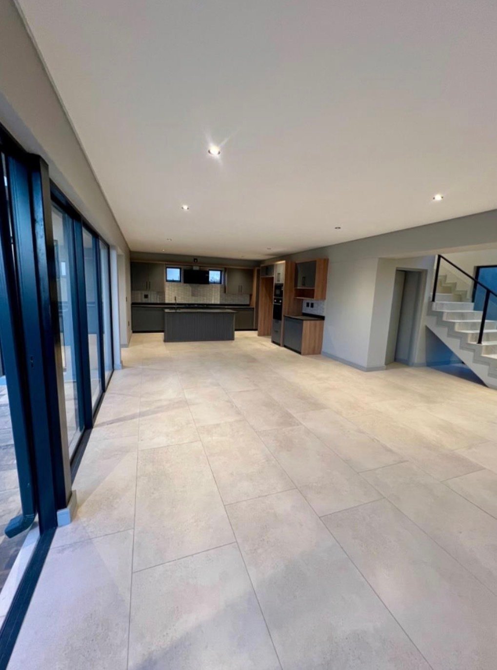 House in Midrand, Gauteng, South Africa 2 - 18000109