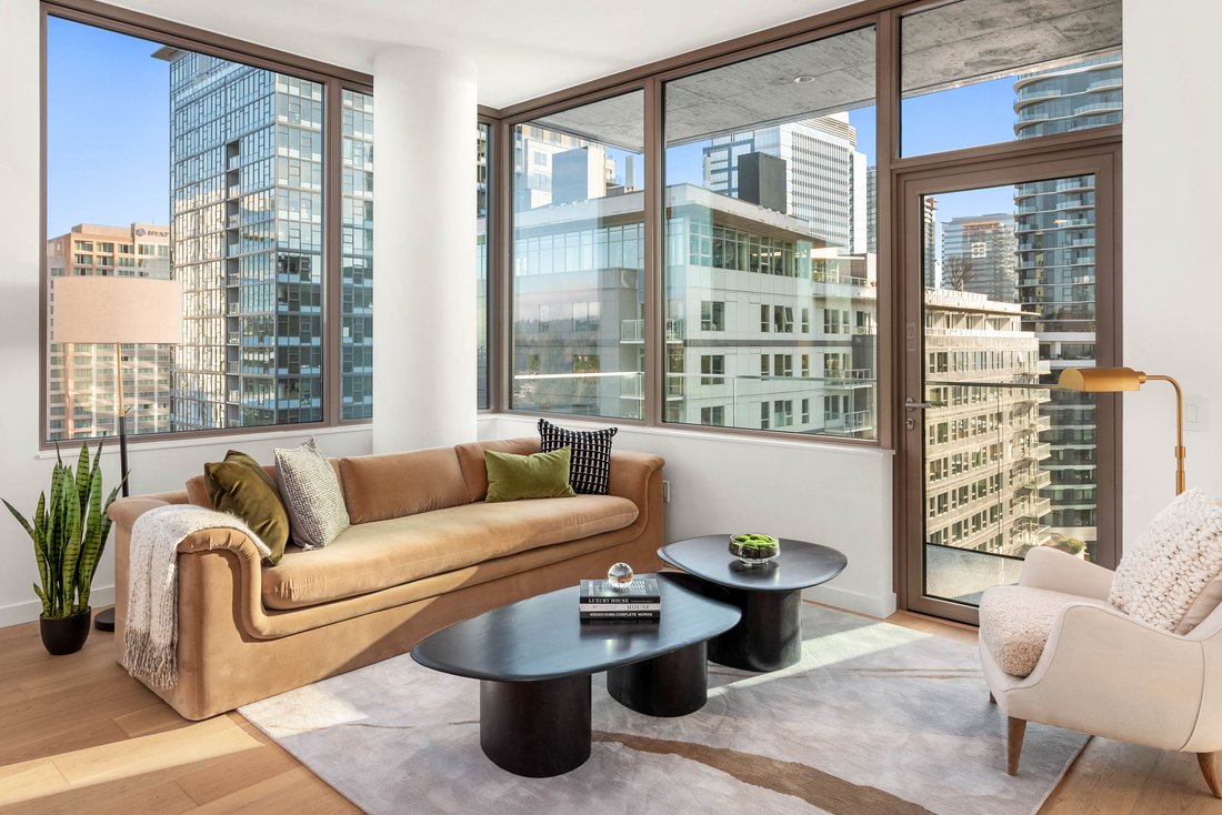 Condo in Bellevue, Washington, United States 3 - 18000063