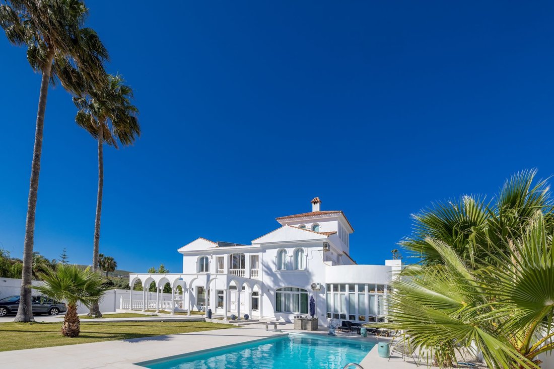 Villa in La Linea de la Concepcion, Andalusia, Spain 4 - 18000334