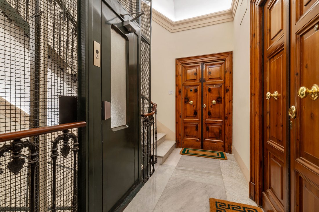 Apartment in Piazza del Popolo - Piazza Navona - Quirinale, Rome, Italy 3 - 18000400