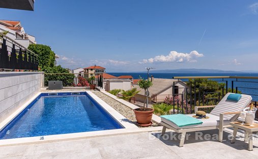 Villa in Okrug Gornji, Gespanschaft Split-Dalmatien, Kroatien 1