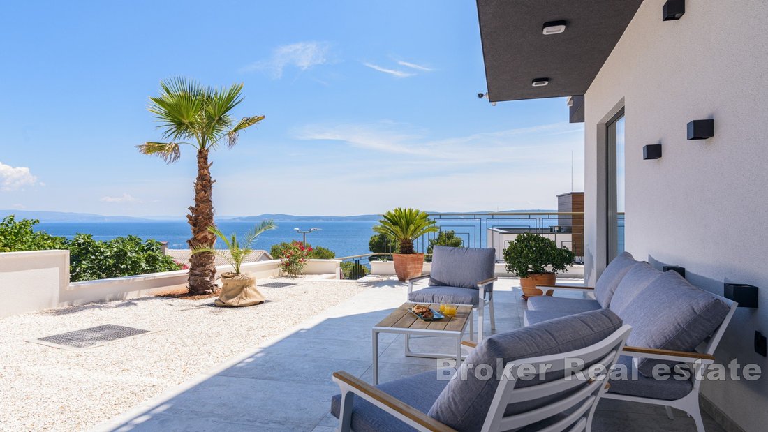 Villa in Okrug Gornji, Split-Dalmatia County, Croatia 2 - 18000605