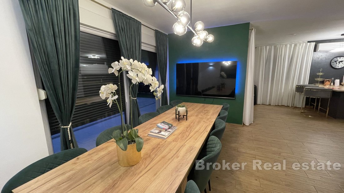 Villa in Kastel Sucurac, Split-Dalmatia County, Croatia 5 - 18000594