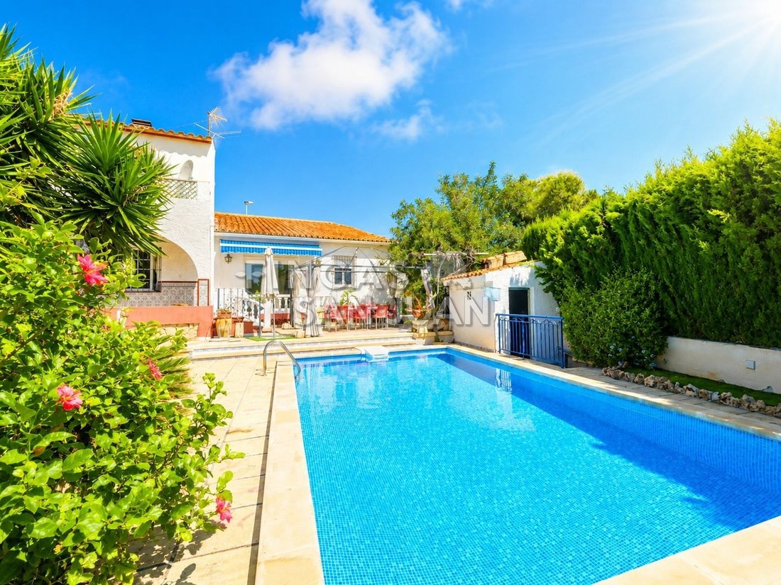 Chalet in San Juan de Alicante, Valencian Community, Spain 2 - 18000194
