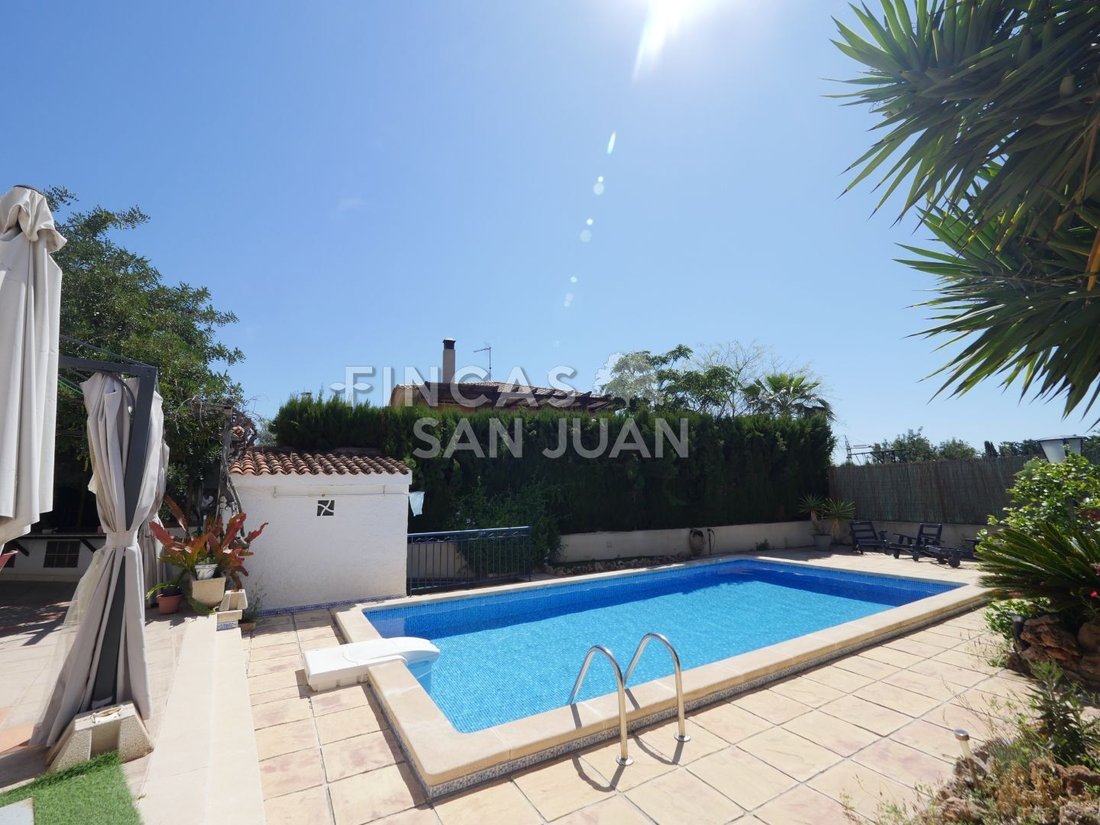 Chalet in San Juan de Alicante, Valencian Community, Spain 3 - 18000194