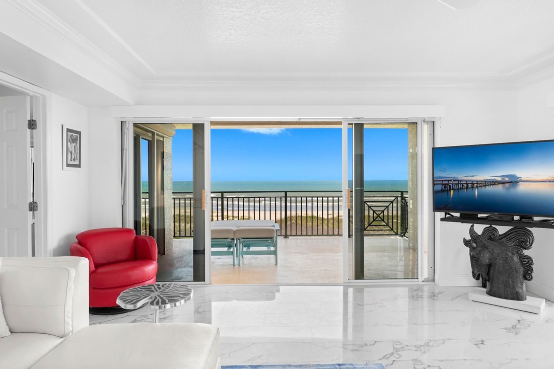 Condo in Cape Canaveral, Florida, United States 5 - 18000130
