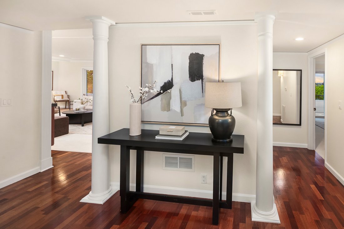 Condo in Seattle, Washington, United States 4 - 18000135