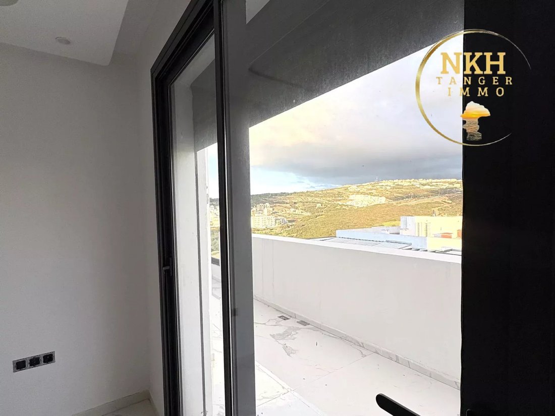 Apartment in Tangier, Tangier-Tétouan-Al Hoceima, Morocco 5 - 17715813