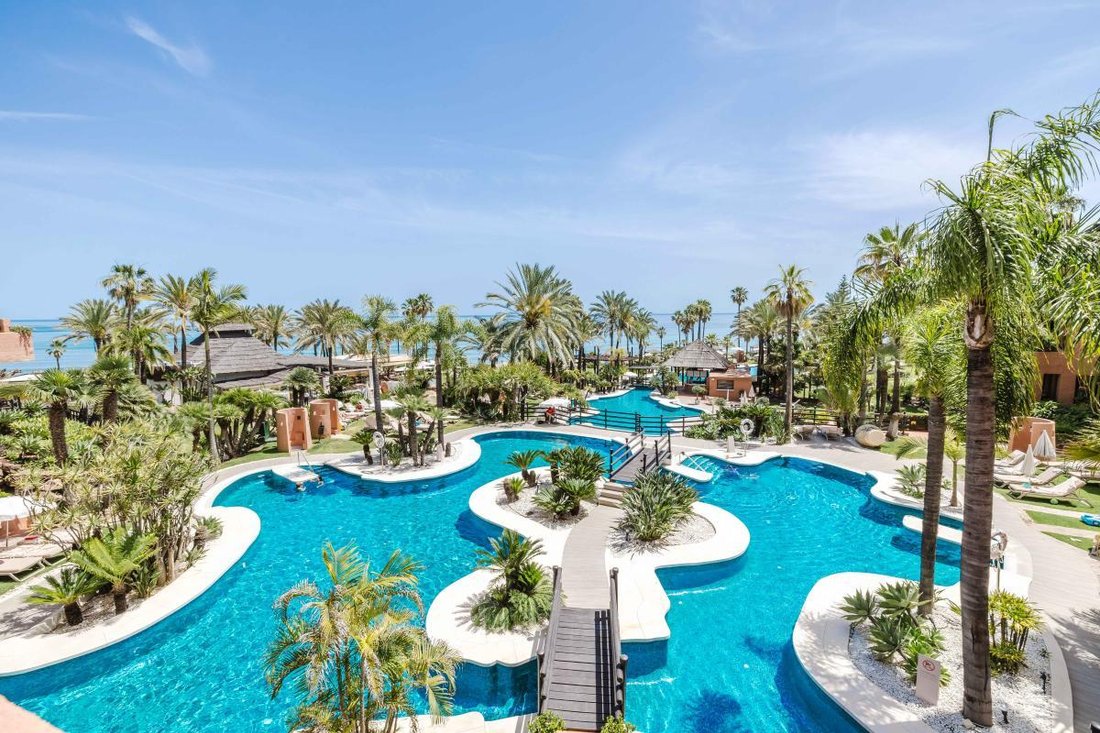 Apartment in Estepona, Andalusia, Spain 1 - 17984602