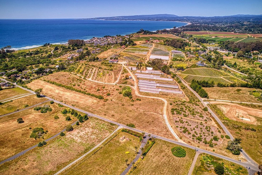 House in Watsonville, California, United States 4 - 18000435