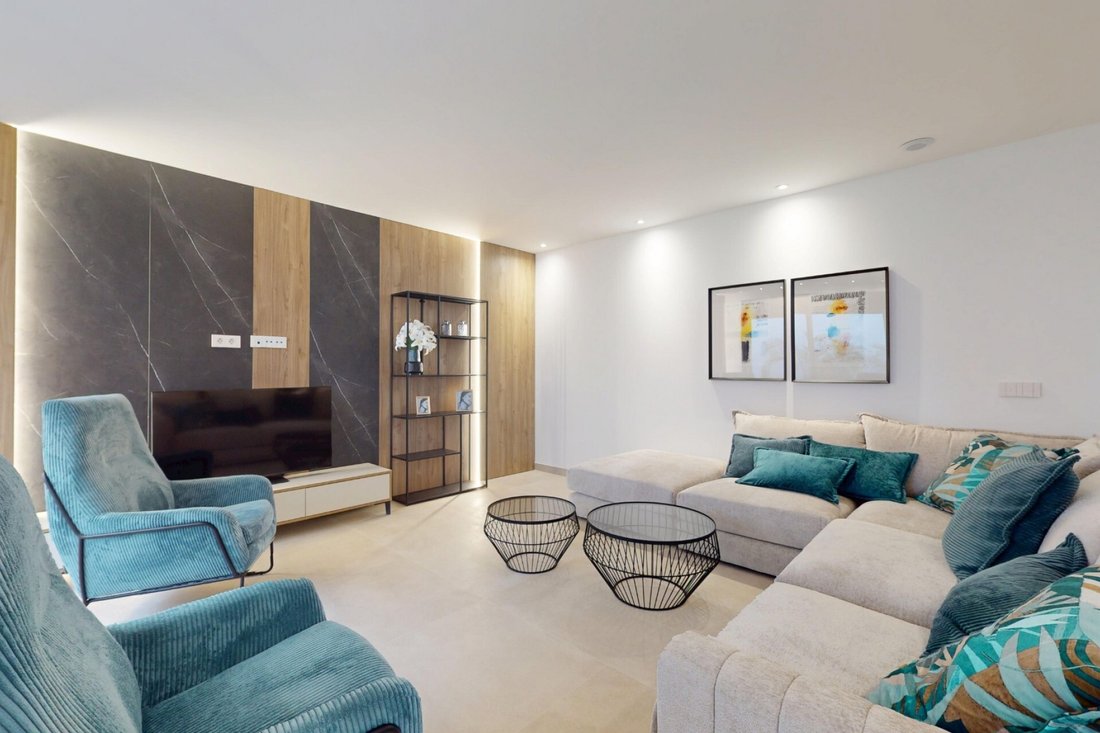 Villa in Finestrat, Valencian Community, Spain 4 - 14812172