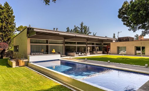 Villa in Moncloa-Aravaca, Madrid, Spain 1