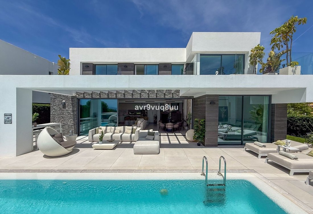 Villa en Puerto De Cabopino, Elviria-Cabopino, Marbella 2 - 18000656