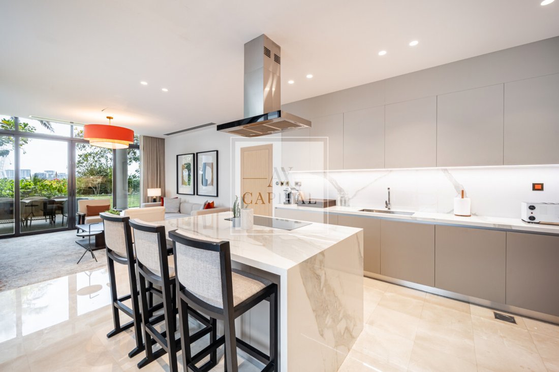 Villa in Damac Hills, Dubai, United Arab Emirates 5 - 18000504