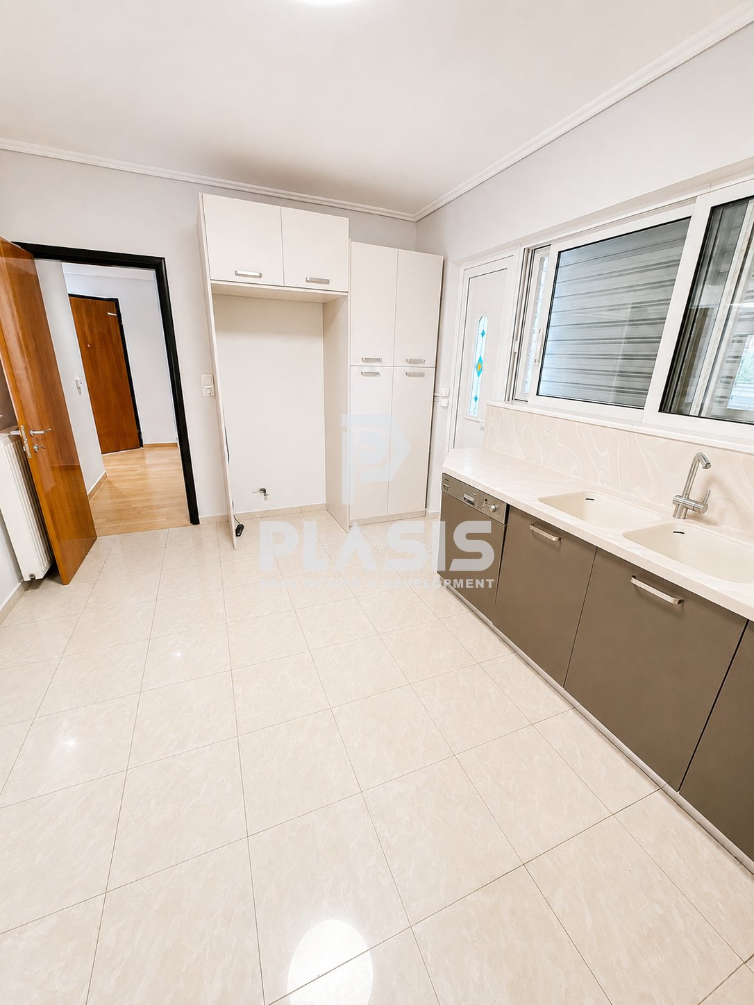 House in Glyfada, Attica, Greece 5 - 18000606