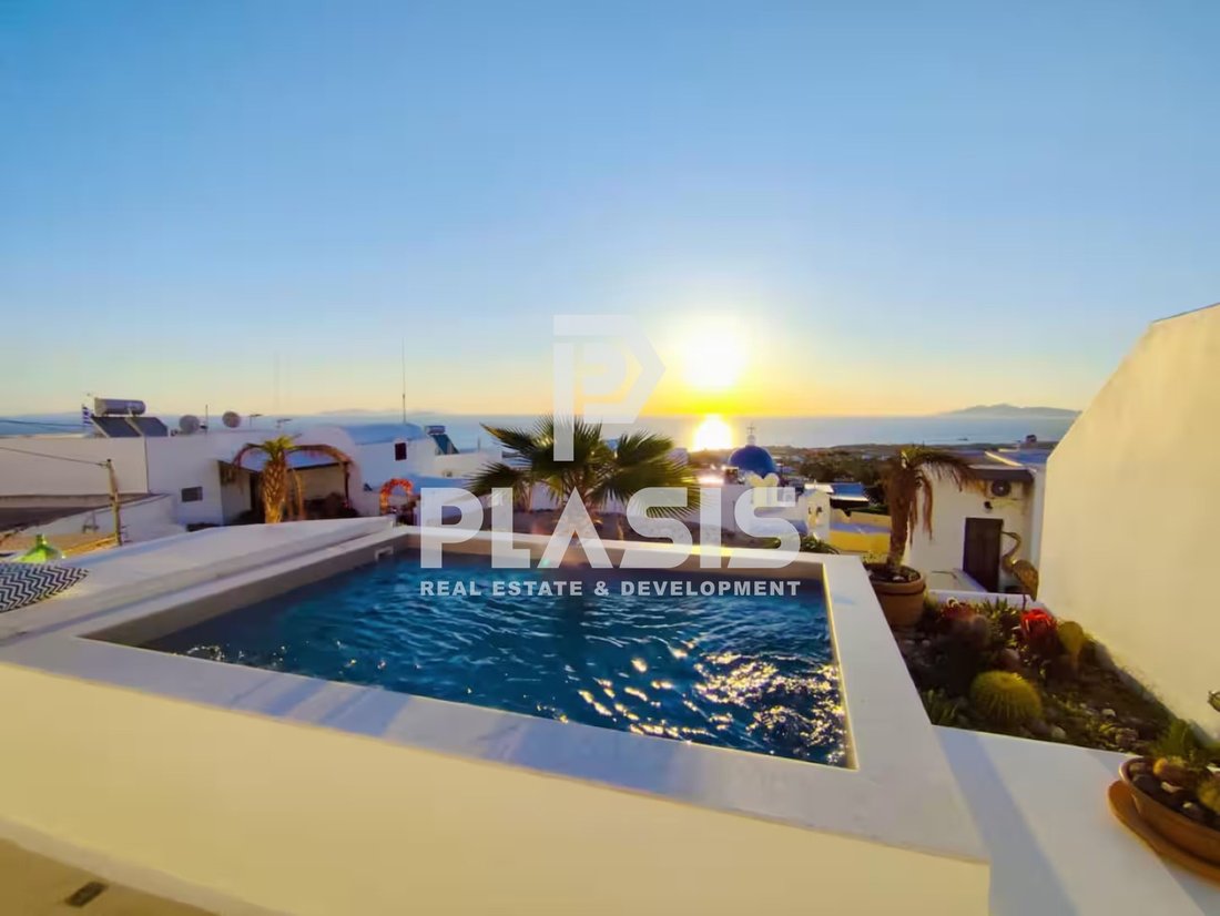 House in Thira, Aegean, Greece 1 - 16027432