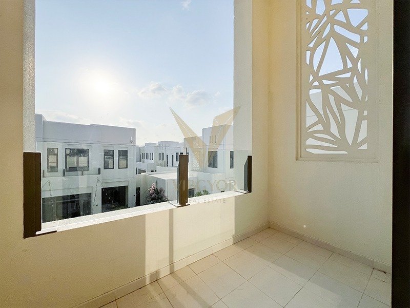 Townhouse in Reem, Dubai, United Arab Emirates 4 - 18000670